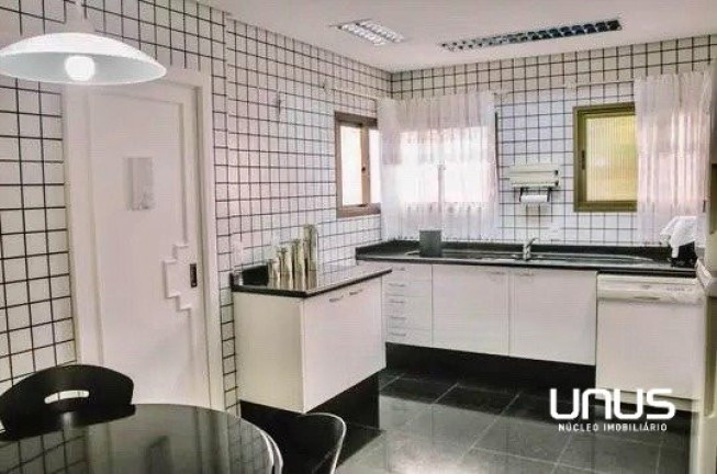 Imagem Casa de Condomínio com 4 Quartos à Venda, 530 m² em Bosque Das Mansões - São José