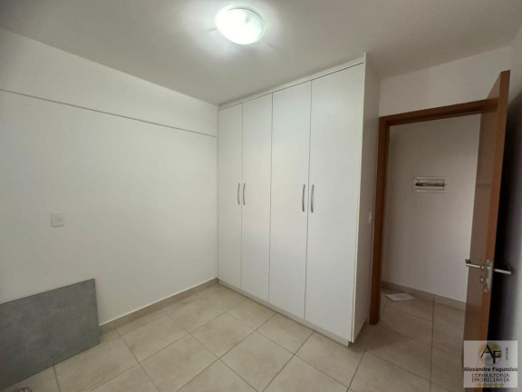 Imagem Apartamento com 3 Quartos à Venda, 70 m² em Parque Amazonia - Goiânia