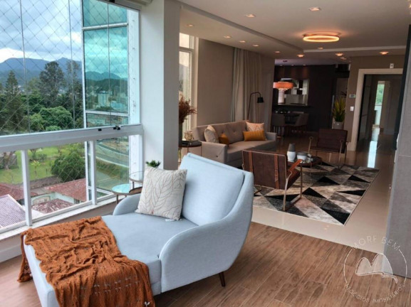 Imagem Apartamento com 4 Quartos à Venda, 284 m² em Brusque
