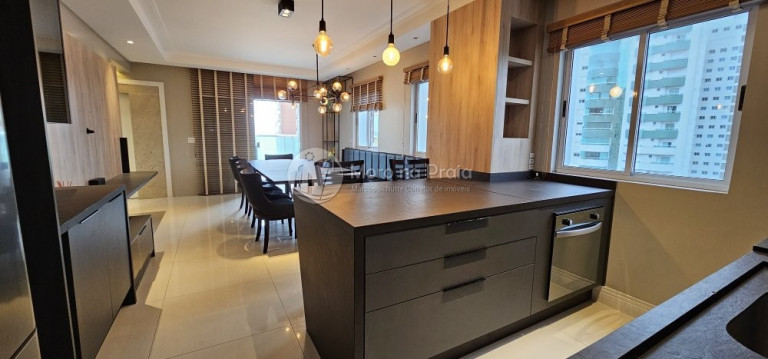 Imagem Apartamento com 5 Quartos à Venda, 261 m² em Centro - Balneário Camboriú