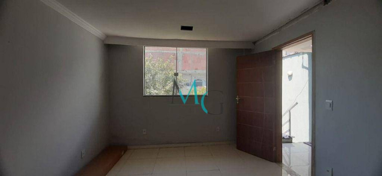 Imagem Casa com 2 Quartos à Venda, 162 m² em Campo Grande - Rio De Janeiro