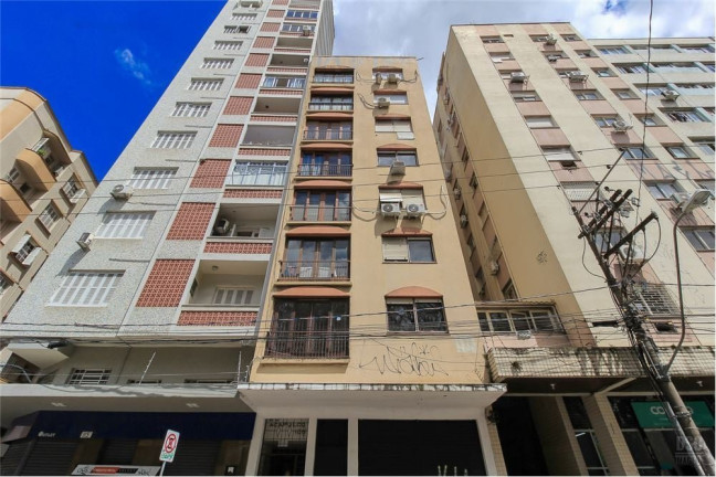 Imagem Apartamento com 1 Quarto à Venda, 75 m² em Farroupilha - Porto Alegre