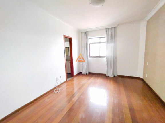 Imagem Apartamento com 4 Quartos à Venda, 223 m²