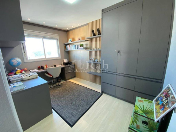 Imagem Apartamento com 4 Quartos à Venda, 140 m² em Centro - Balneário Camboriú