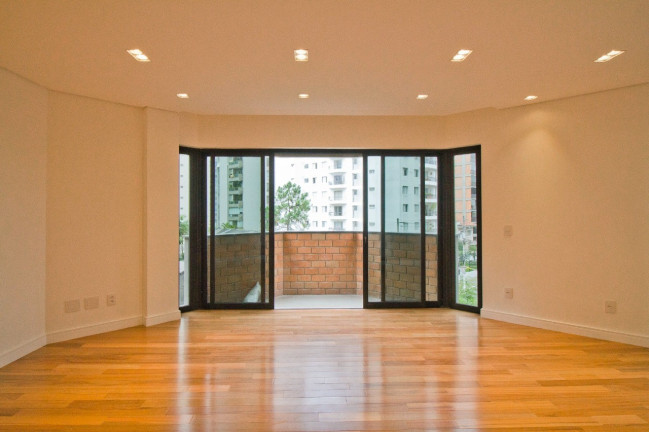 Apartamento com 4 Quartos à Venda, 169 m² em Vila Uberabinha - São Paulo