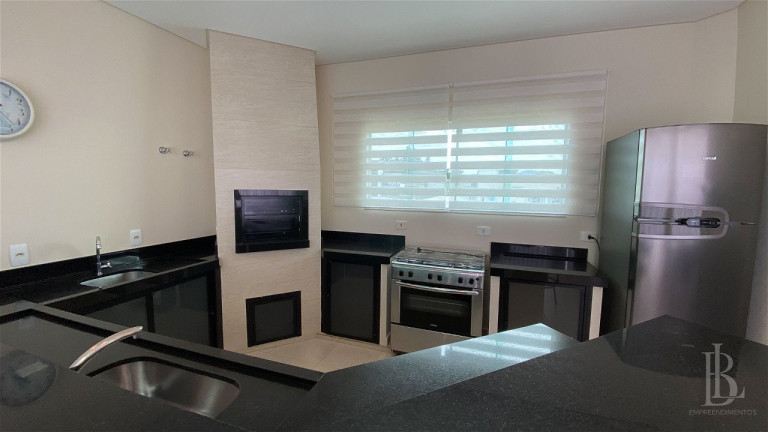 Imagem Casa com 3 Quartos à Venda, 387 m² em Cedros - Camboriú