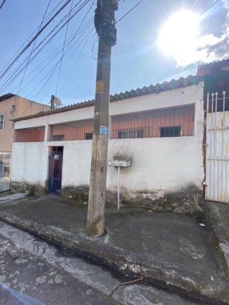 Imagem Casa com 7 Quartos à Venda, 246 m² em Vila Silviânia - Carapicuíba