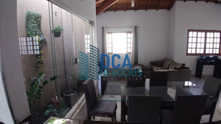 Imagem Casa com 3 Quartos à Venda, 160 m² em Jardim Satélite - São José Dos Campos