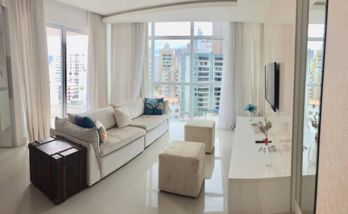 Imagem Apartamento com 3 Quartos à Venda, 169 m² em Centro - Balneário Camboriú