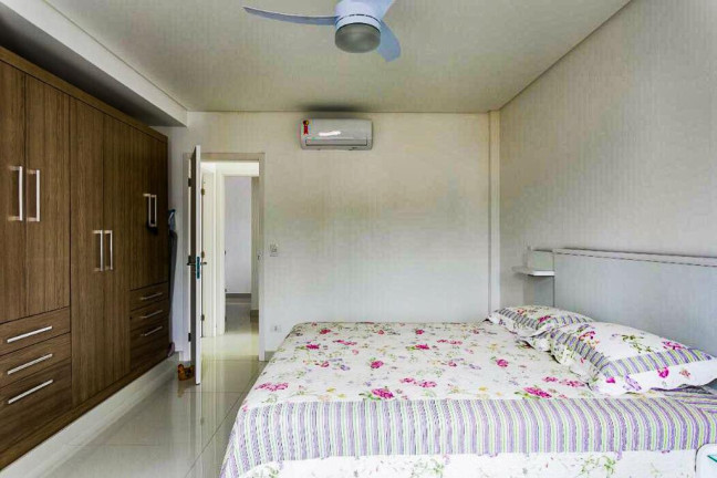 Imagem Apartamento com 3 Quartos à Venda, 142 m² em Enseada - Guarujá