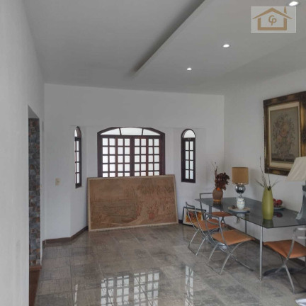Imagem Casa com 3 Quartos à Venda, 506 m² em Jardim Do Golf I - Jandira