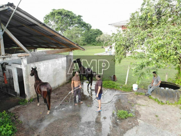 Imagem Imóvel com 4 Quartos à Venda, 180.000 m² em Não Informado - Não Informado