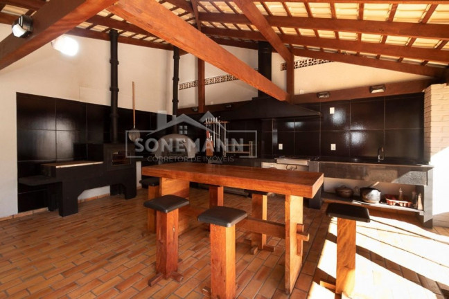 Imagem Casa com 6 Quartos à Venda, 805 m² em Centro - Bombinhas
