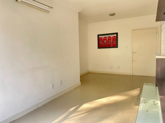 Imagem Apartamento com 2 Quartos à Venda, 63 m² em Teresópolis - Porto Alegre