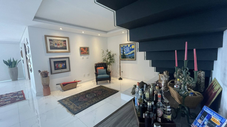 Imagem Apartamento com 4 Quartos à Venda, 240 m² em Canasvieiras - Florianópolis