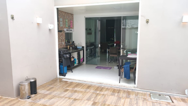 Imagem Casa com 3 Quartos à Venda, 137 m² em Ponta Negra - Manaus