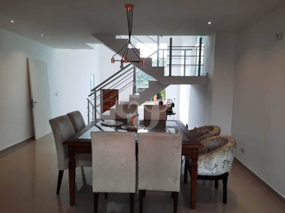 Imagem Casa de Condomínio com 3 Quartos à Venda, 216 m² em Alphaville - Santana De Parnaíba