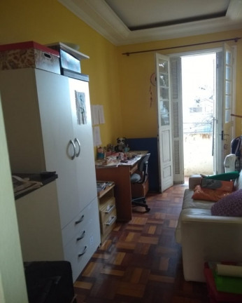 Imagem Apartamento com 4 Quartos à Venda, 105 m² em São João - Porto Alegre