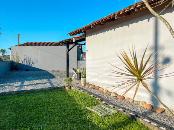 Imagem Casa com 4 Quartos à Venda, 437 m² em Centro - Balneário Barra Do Sul
