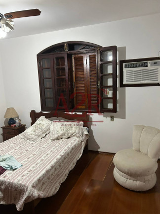 Imagem Casa à Venda,  em Parque Das Palmeiras - Angra Dos Reis