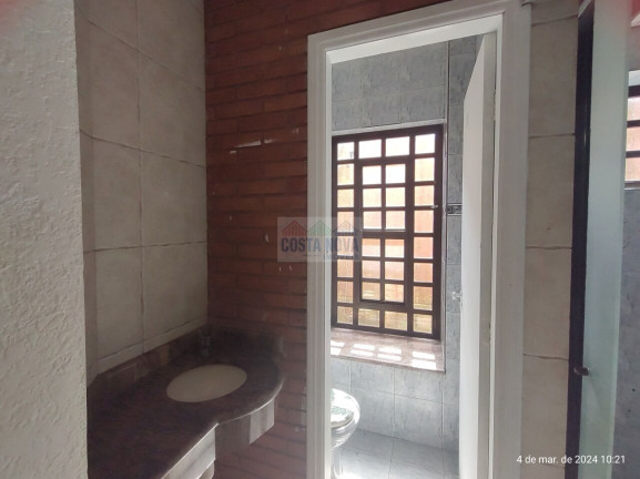 Imagem Casa com 3 Quartos para Alugar, 215 m²