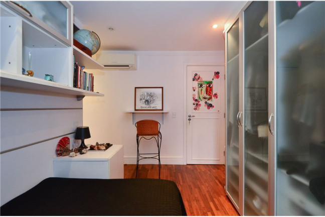 Apartamento com 3 Quartos à Venda, 200 m² em Morumbi - São Paulo