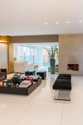 Imagem Apartamento com 4 Quartos à Venda, 335 m² em Moema - São Paulo
