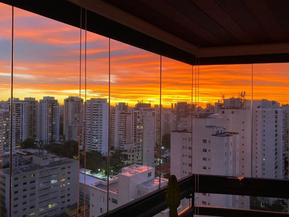 Apartamento com 4 Quartos à Venda, 220 m² em Vila Uberabinha - São Paulo