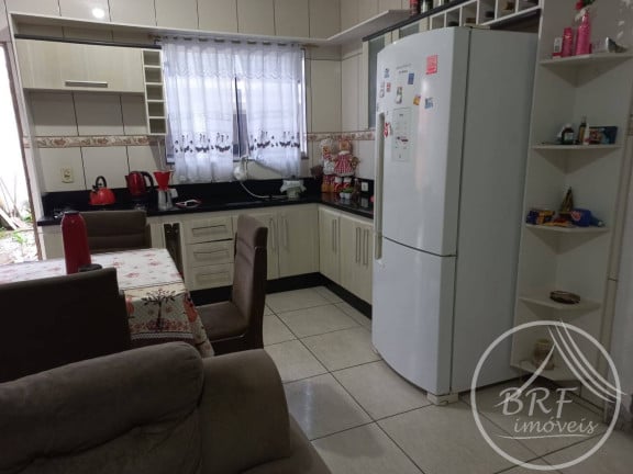 Imagem Casa com 3 Quartos à Venda, 216 m² em Serraria - São José