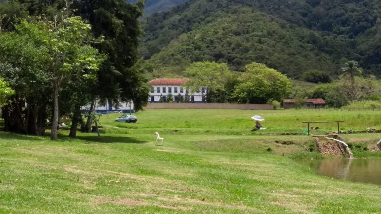 Imagem Fazenda à Venda, 1.331.000 m² em Piquete - Piquete