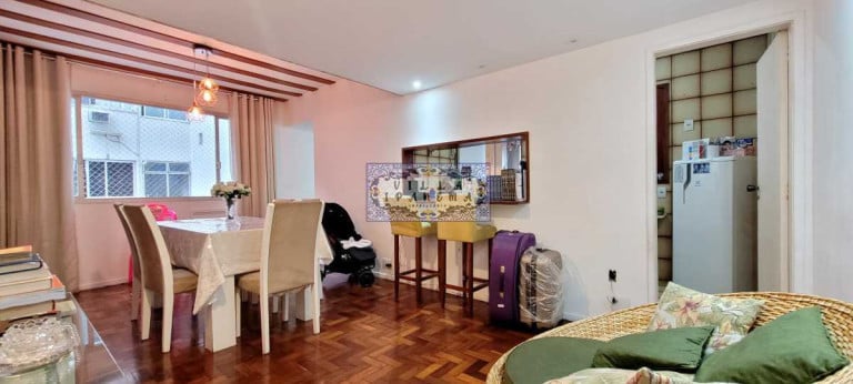 Imagem Apartamento com 2 Quartos à Venda, 80 m² em Copacabana - Rio De Janeiro