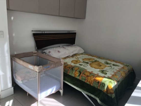 Imagem Apartamento com 2 Quartos à Venda, 75 m² em Moinhos De Vento - Porto Alegre