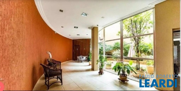 Imagem Apartamento com 2 Quartos à Venda, 140 m² em Centro - Santo André