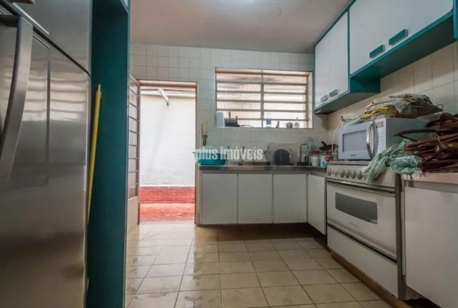 Casa com 3 Quartos à Venda, 330 m² em Granja Julieta - São Paulo
