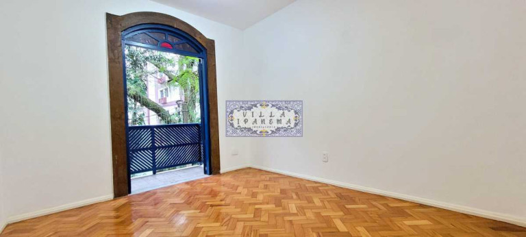 Imagem Casa com 5 Quartos à Venda, 300 m² em Jardim Botânico - Rio De Janeiro
