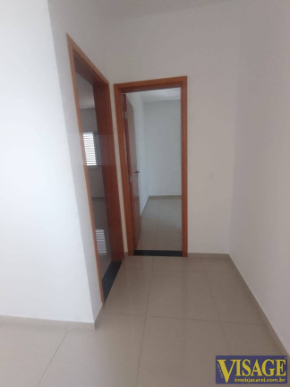 Apartamento com 2 Quartos à Venda,  em Vila Aprazivel - Jacareí