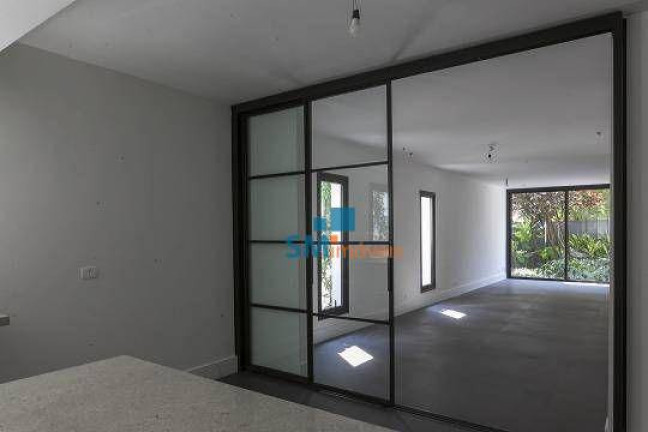 Casa com 5 Quartos à Venda, 410 m² em Alto De Pinheiros - São Paulo