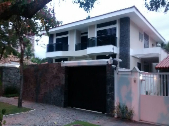 Casa com 4 Quartos à Venda, 700 m² em Barra Da Tijuca - Rio De Janeiro