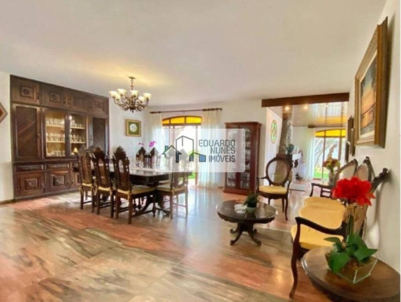 Foto do imóvel: Casa com 5 Quartos à Venda,  em Mangabeiras - Belo Horizonte