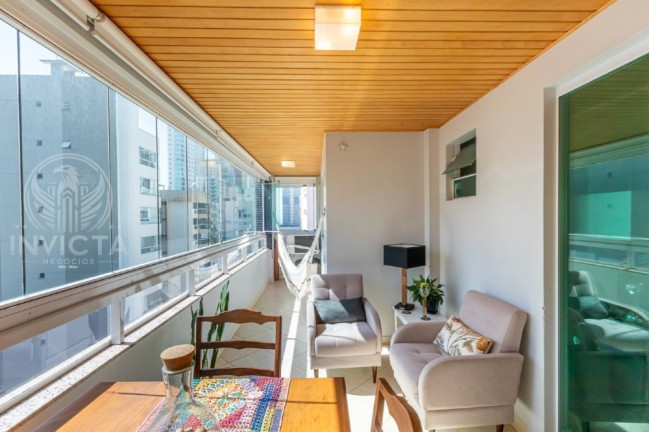 Imagem Apartamento com 3 Quartos à Venda, 117 m² em Centro - Balneário Camboriú