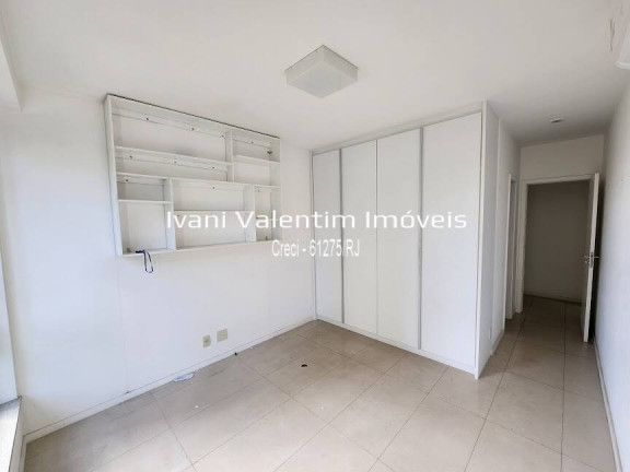 Imagem Apartamento com 4 Quartos à Venda, 275 m² em Barra Da Tijuca - Rio De Janeiro