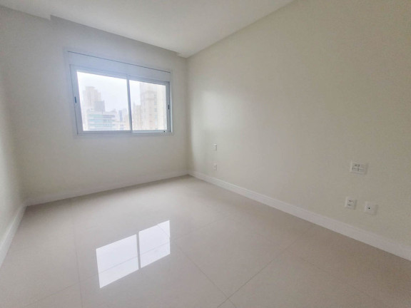 Imagem Apartamento com 3 Quartos à Venda, 128 m² em Centro - Balneário Camboriú