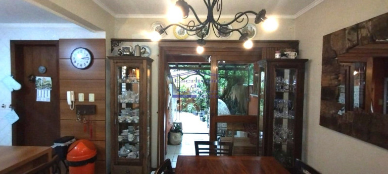 Imagem Casa com 3 Quartos à Venda, 177 m² em Ipanema - Porto Alegre