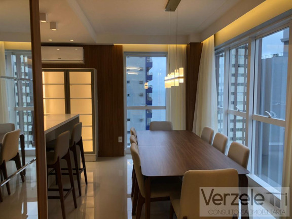 Imagem Apartamento com 3 Quartos à Venda, 136 m² em Centro - Balneário Camboriú