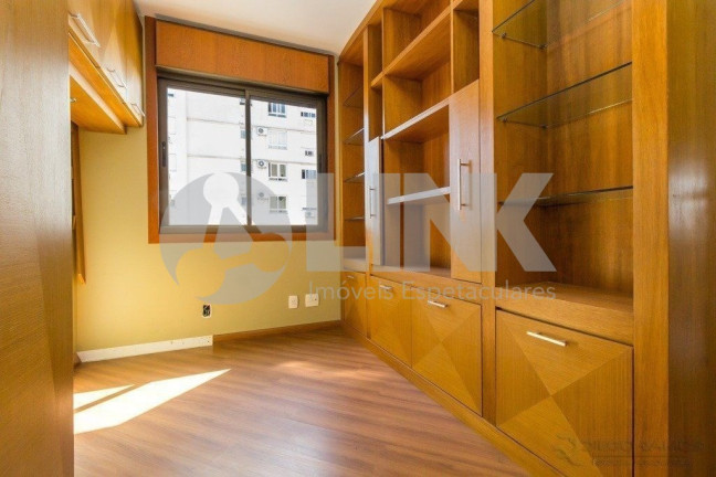 Imagem Apartamento com 3 Quartos à Venda, 88 m² em Petrópolis - Porto Alegre