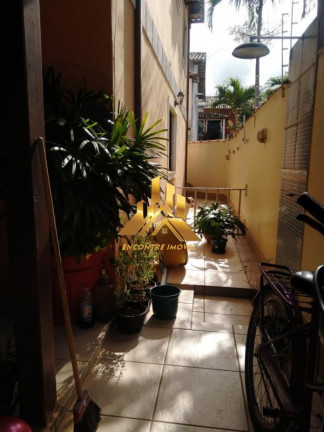 Imagem Casa com 2 Quartos à Venda, 132 m² em Jardim Marilea - Rio Das Ostras