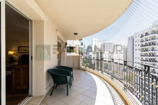 Imagem Apartamento com 3 Quartos à Venda, 261 m² em Itaim Bibi - São Paulo