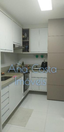 Imagem Apartamento com 3 Quartos à Venda, 131 m² em Caminho Das árvores - Salvador