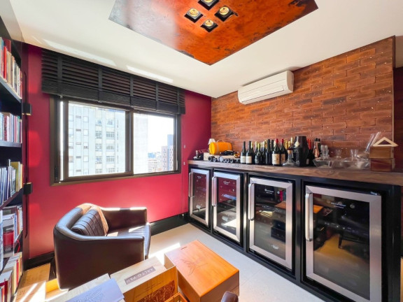 Apartamento com 3 Quartos à Venda, 160 m² em Moinhos De Vento - Porto Alegre