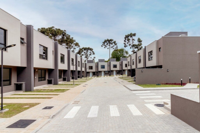 Imagem Casa com 3 Quartos à Venda, 104 m² em Santa Cândida - Curitiba